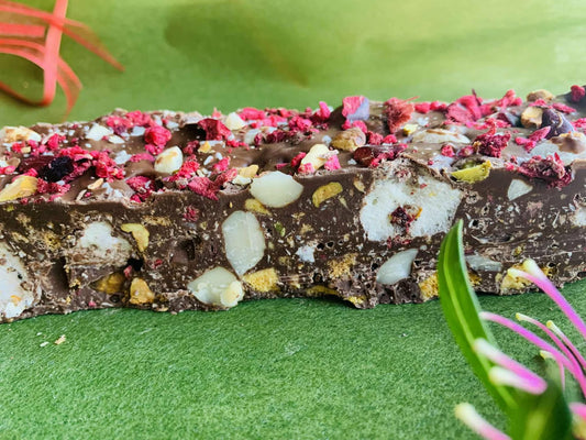 Davidson Plum & Macadamia Rocky Road Bar